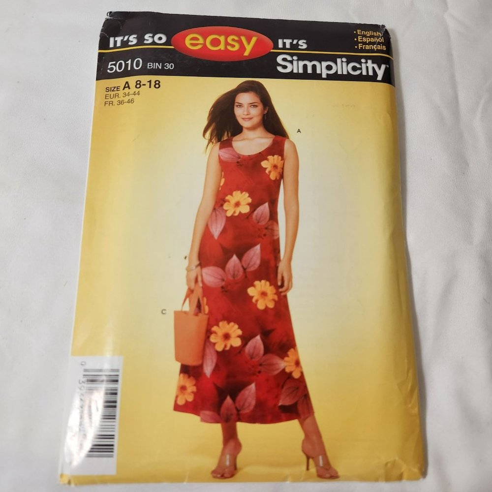 Its so easy Simplicity Sewing Pattern 5010 size 8-18 Misses' Dress, Bag